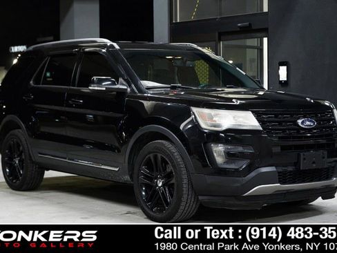 Used 2016 Ford Explorer XLT w/ Equipment Group 202A AWD/4WD image 8