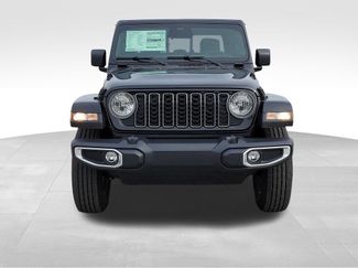 New 2026 Jeep Gladiator Sport AWD/4WD video 2