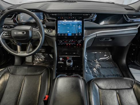 Used 2022 Jeep Grand Cherokee Limited 4xe w/ Luxury Tech Group II AWD/4WD image 26
