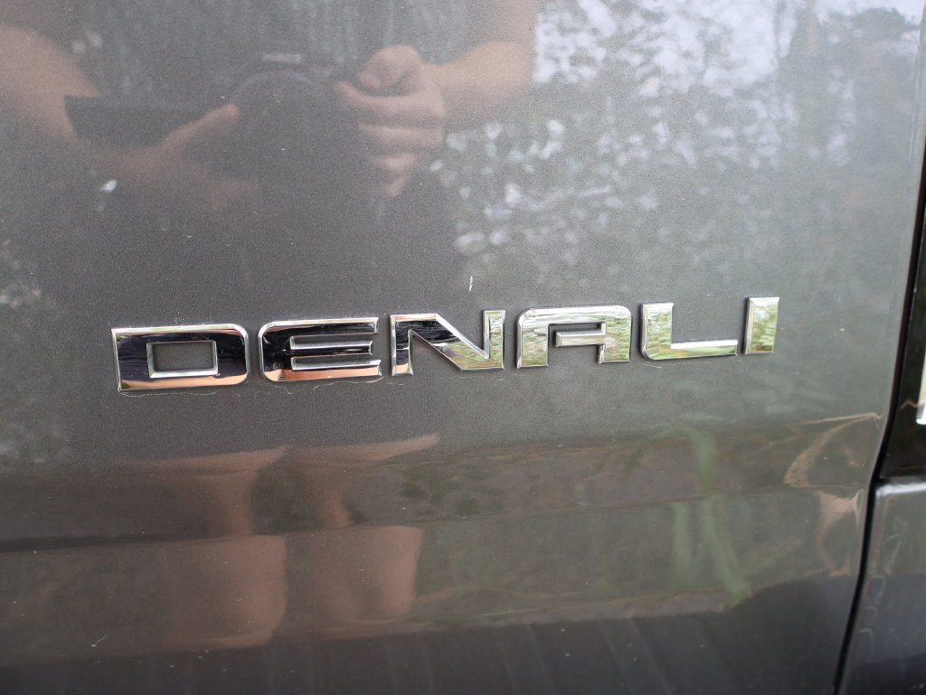Used 2020 GMC Canyon Denali AWD/4WD image 16
