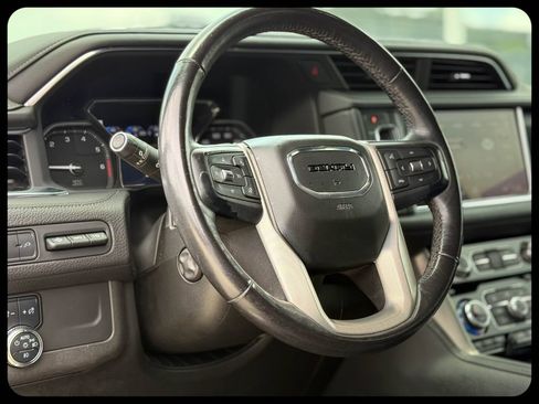Used 2021 GMC Yukon Denali w/ LPO, Illumination Package AWD/4WD image 19