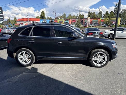 Used 2017 Audi Q5 2.0T Premium Plus w/ Technology Package AWD/4WD image 10