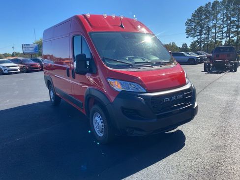 New 2026 RAM ProMaster 2500 FWD image 3