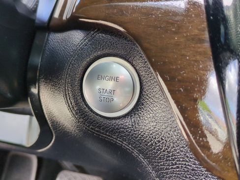 Used 2018 Mercedes-Benz GLE 350 image 22