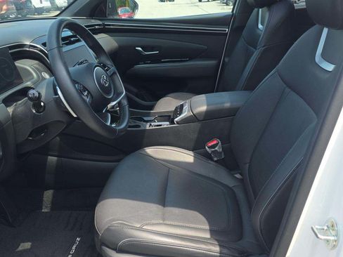 Used 2023 Hyundai Santa Cruz Limited AWD/4WD image 3