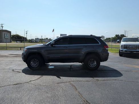 Used 2016 Jeep Grand Cherokee Laredo w/ Quick Order Package 23E AWD/4WD image 4