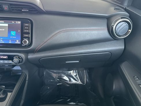 Used 2024 Nissan Kicks SR image 28