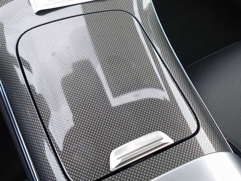Used 2026 Mercedes-Benz GLC 300 4MATIC image 32
