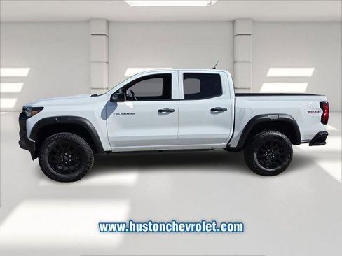 New 2026 Chevrolet Colorado Trail Boss AWD/4WD image 2
