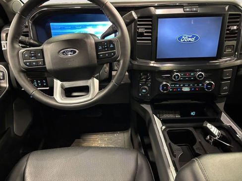 Certified 2025 Ford F350 Lariat w/ FX4 Off-Road Package AWD/4WD image 8