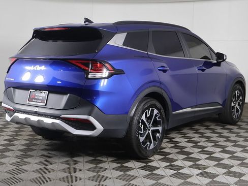 Used 2025 Kia Sportage EX w/ Premium Package FWD image 11