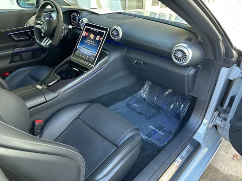Used 2022 Mercedes-Benz SL 63 AMG 4MATIC image 35