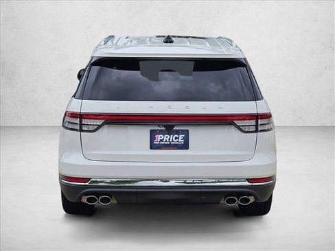 Used 2025 Lincoln Aviator Reserve w/ Illumination Package RWD image 7