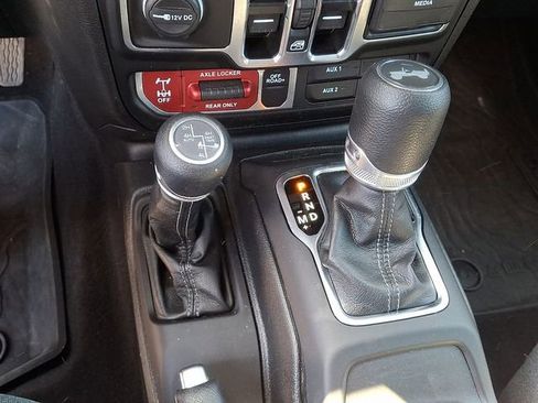 Used 2025 Jeep Wrangler Unlimited Sport S 4xe AWD/4WD image 14