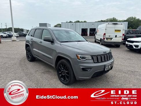 Used 2021 Jeep Grand Cherokee Laredo X AWD/4WD image 1