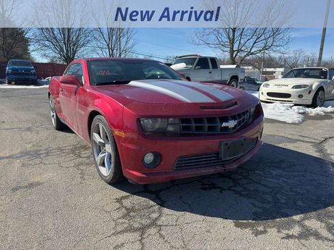 Used 2013 Chevrolet Camaro SS image 2
