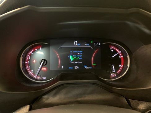 Used 2023 Toyota RAV4 Adventure image 24