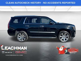 Used 2019 Cadillac Escalade Luxury video 2