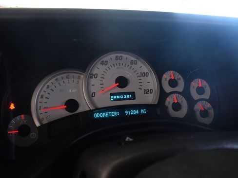 Used 2003 HUMMER H2 w/ Preferred Equipment Group AWD/4WD image 39