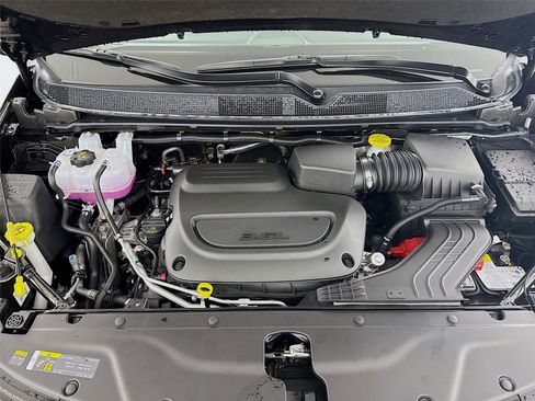 New 2026 Chrysler Pacifica Limited w/ S Appearance Package image 32