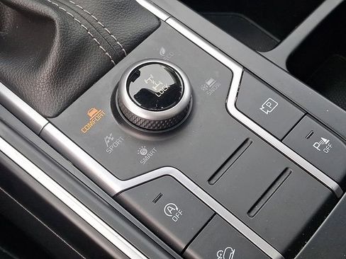 Used 2023 Kia Sorento S w/ Panoramic Sunroof Package image 26