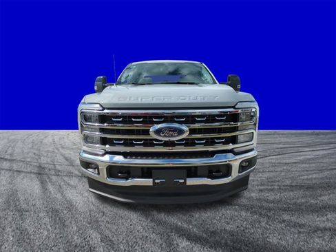New 2026 Ford F350 Lariat w/ FX4 Off-Road Package image 9