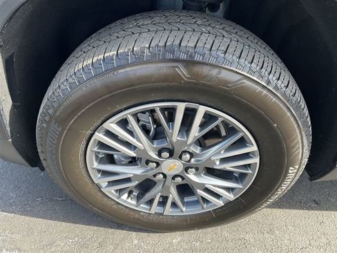 Certified 2025 Chevrolet Traverse LT image 20