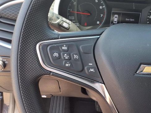 Used 2023 Chevrolet Malibu LT image 17