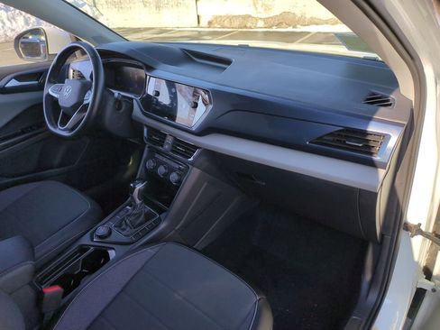 Used 2023 Volkswagen Taos SE image 23