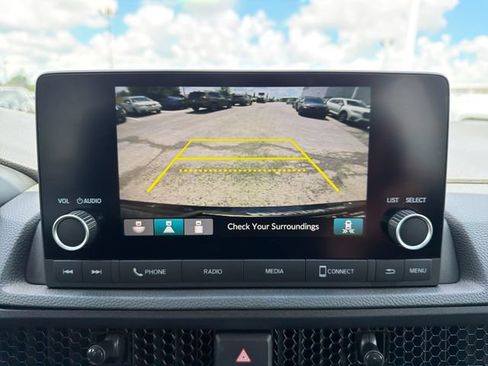 Used 2025 Honda CR-V EX image 13