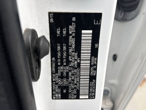 Used 2016 Toyota 4Runner SR5 Premium image 11