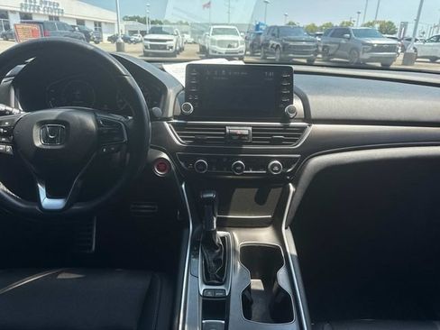 Used 2020 Honda Accord Sport image 18