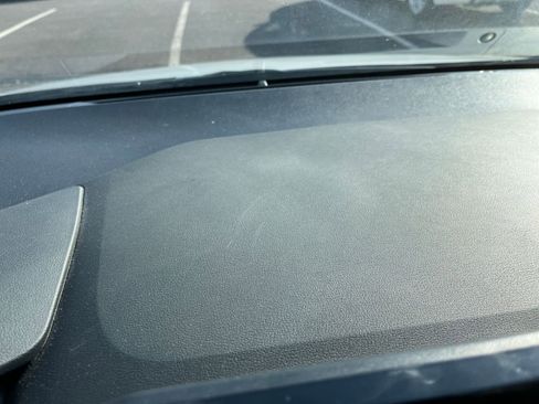 Used 2025 Toyota Corolla LE image 17