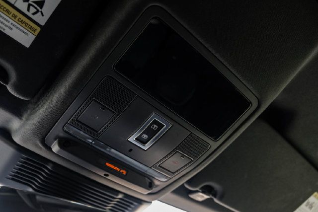 Used 2026 Land Rover Discovery Sport Landmark AWD/4WD image 32