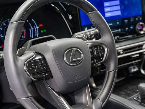 Used 2024 Lexus RX 350 Premium w/ Convenience Package FWD image 21