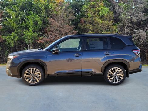 New 2025 Subaru Forester Touring image 21