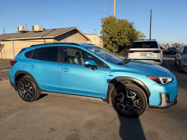 Used 2020 Subaru Crosstrek Hybrid w/ Moonroof Package w/Navigation AWD/4WD image 14