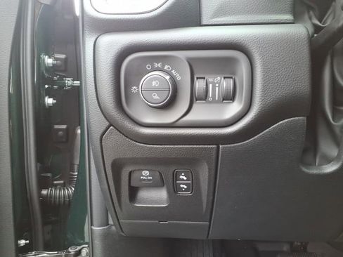 New 2026 RAM 1500 Big Horn AWD/4WD image 16