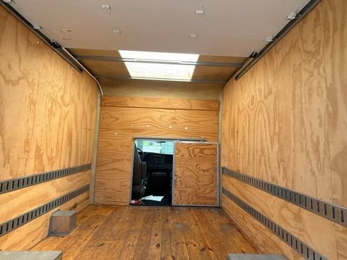 Used 2021 Chevrolet Express 3500 w/ Power Convenience Package RWD image 24