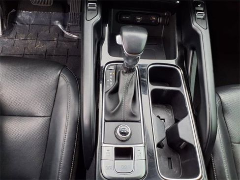 Used 2022 Kia Telluride S image 20