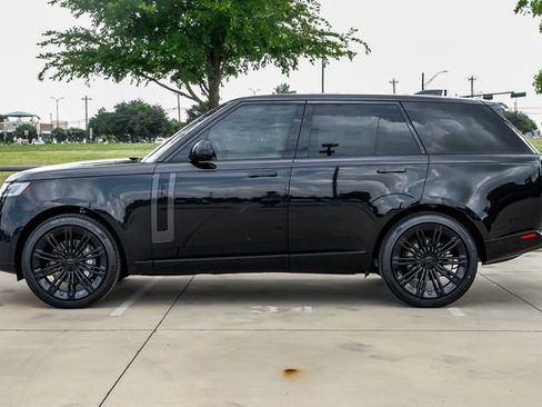 New 2026 Land Rover Range Rover SE AWD/4WD image 17