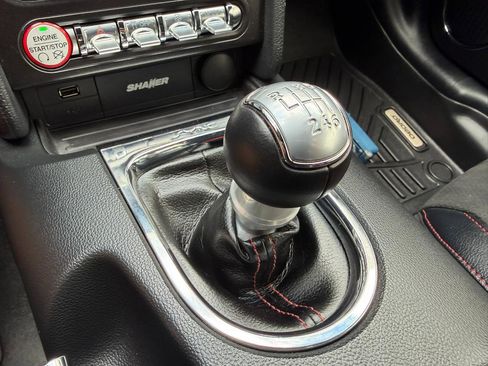 Used 2016 Ford Mustang GT Premium w/ Equipment Group 401A RWD image 38