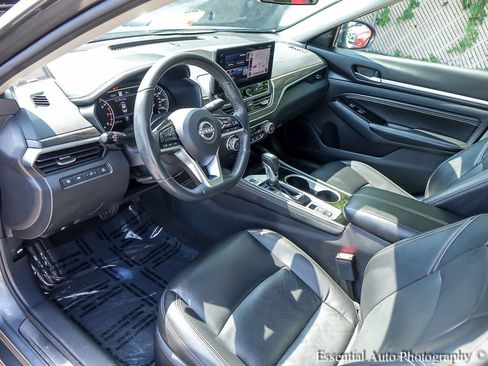 Used 2023 Nissan Altima 2.5 SL FWD image 9