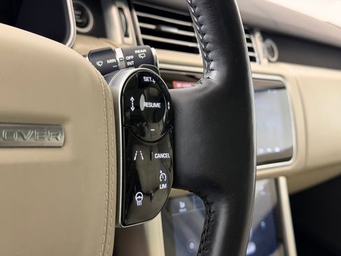 Used 2020 Land Rover Range Rover HSE AWD/4WD image 27