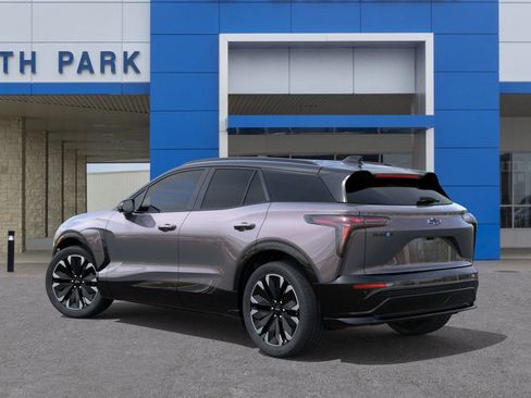 New 2026 Chevrolet Blazer EV RS image 3
