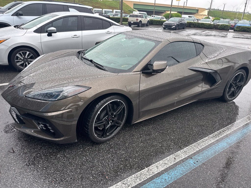 Used 2020 Chevrolet Corvette Stingray Preferred Cpe w/ 2LT Preferred Equipment Group RWD image 1