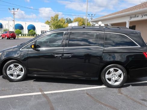 Used 2013 Honda Odyssey Touring image 11