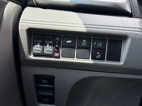 Used 2019 Honda Odyssey EX-L image 24