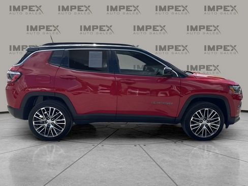 Used 2023 Jeep Compass Limited w/ Elite Group AWD/4WD image 6