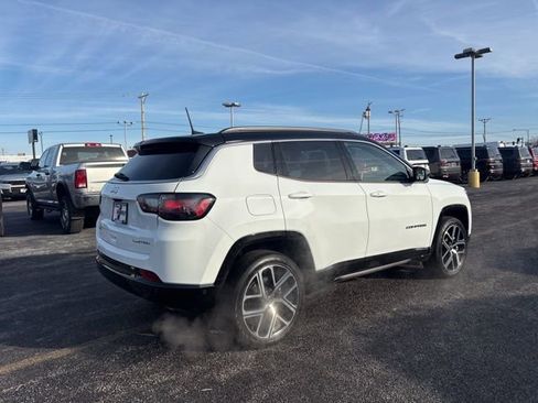 Used 2025 Jeep Compass Limited w/ Elite Group image 5